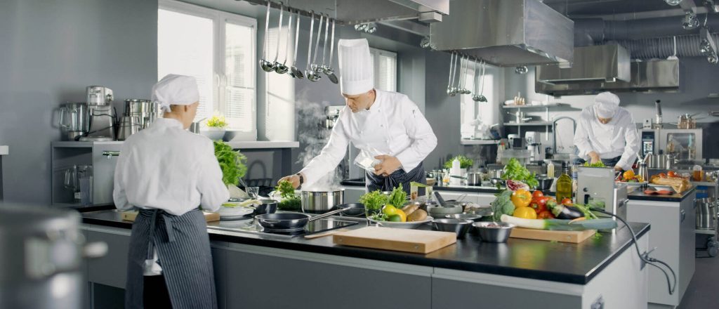 Küchenplanung wie die Profis: Tipps aus der Gastronomie